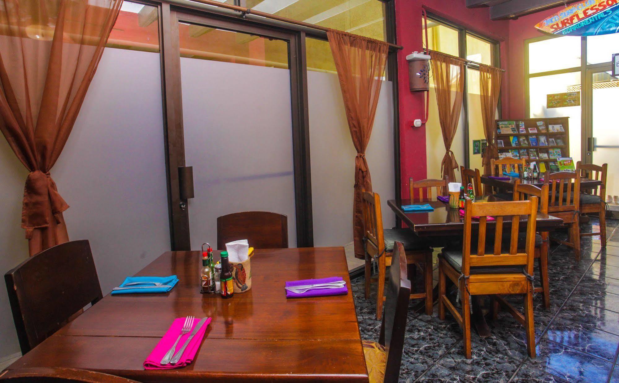 Hotel Poseidon Jaco Luaran gambar