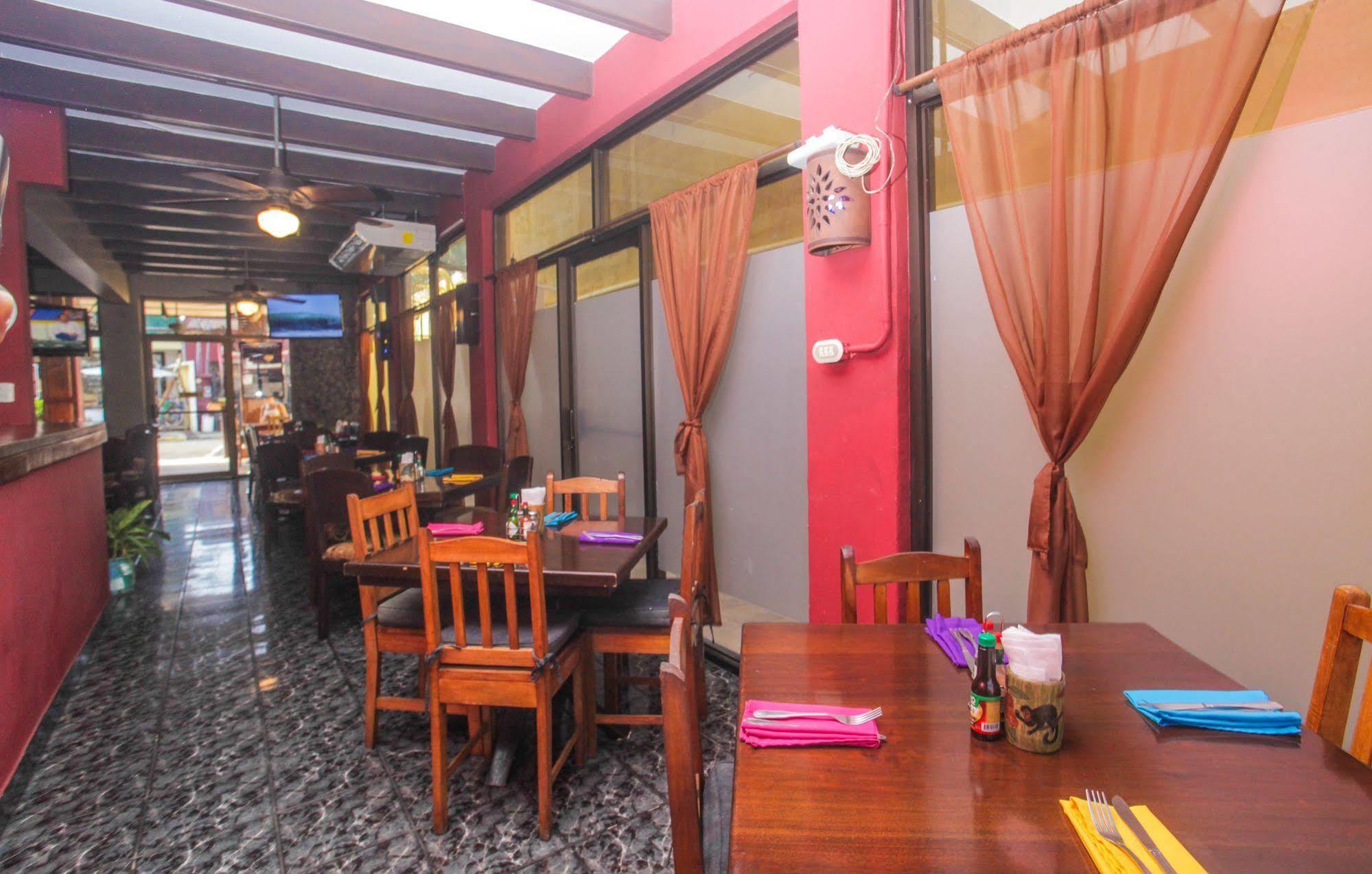 Hotel Poseidon Jaco Luaran gambar