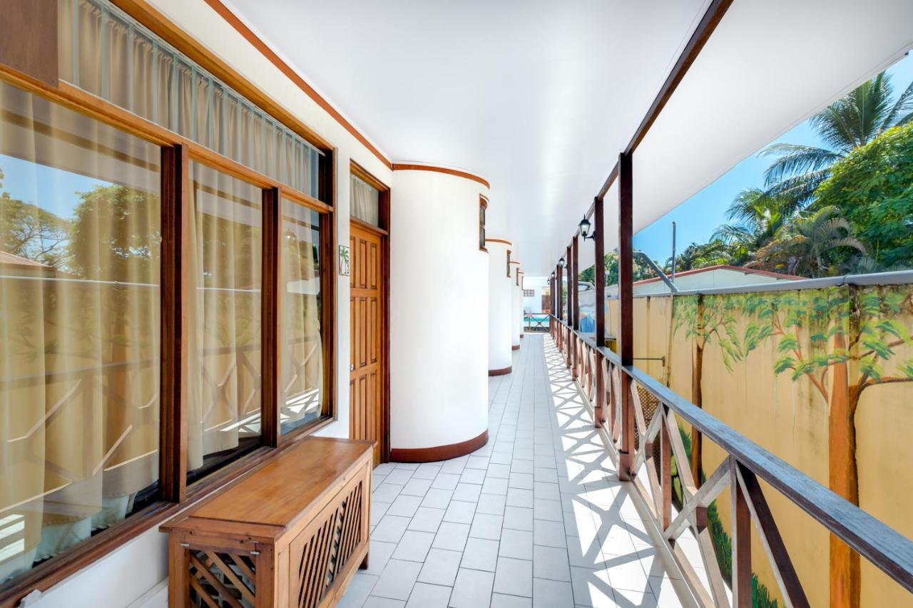 Hotel Poseidon Jaco Luaran gambar